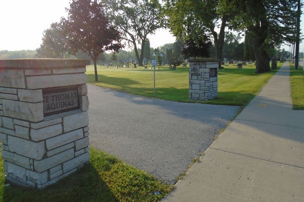 St. Thomas Aquinas Cemetery